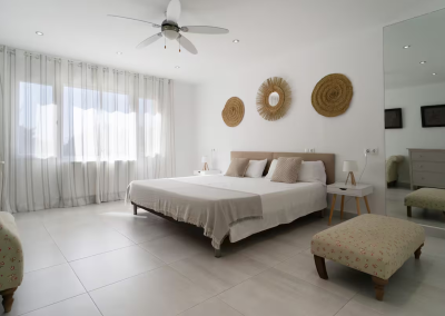 alojamiento villa piscina jávea