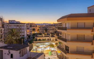 Apartamento o villa en Jávea: cómo elegir el alojamiento que realmente necesitas