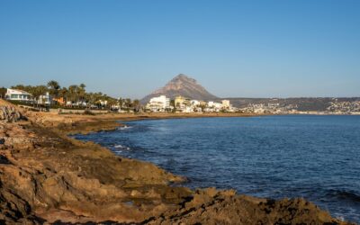 Jávea para jubilados: por qué la Costa Blanca es el destino favorito de los europeos