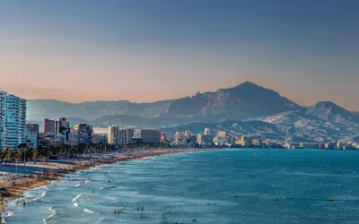 Todo incluido vs. alquiler vacacional en Jávea: qué sale realmente mejor